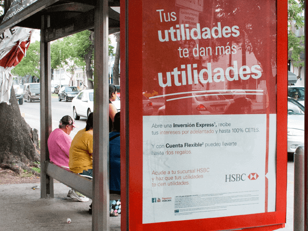 apa parabus Publicidad en Parabuses hsbc